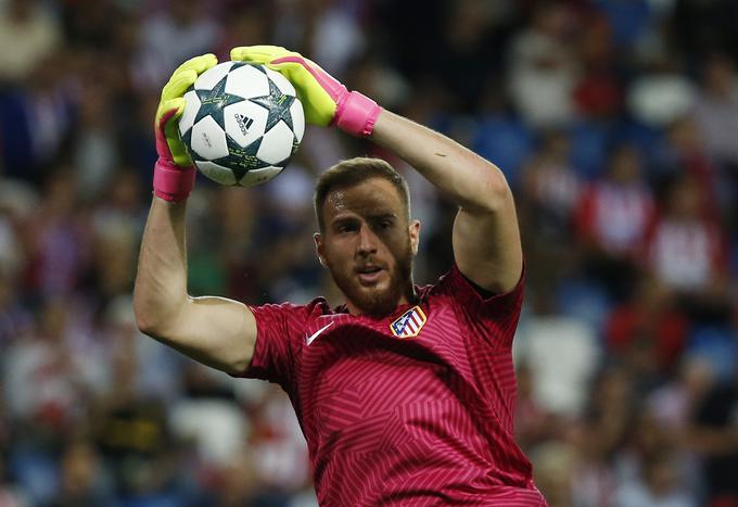 Jan Oblak je v času nedeljskega kosila z Atleticom zmagal v Valencii z 2:0. | Foto: Reuters