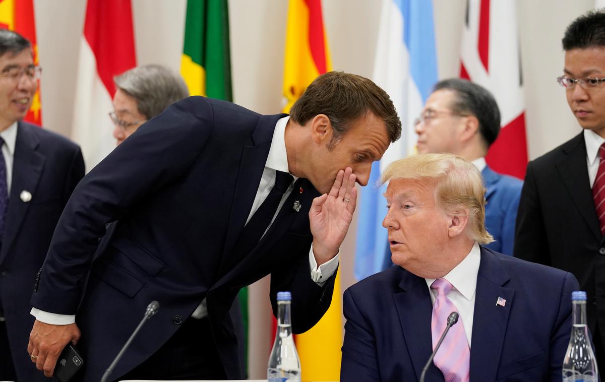 Emmaneul Macron in Donald Trump | Francoski predsednik Emmanuel Macron in ameriški predsednik Donald Trump na srečanju skupine G20 v japonski Osaki. | Foto Reuters