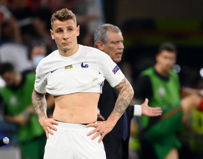 Lucas Digne si je na tekmi proti Portugalsko poškodoval mišico. | Foto: Reuters