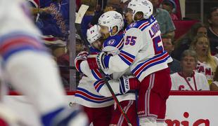 NY Rangers na odločilni tekmi odpravili Carolino in napredovali