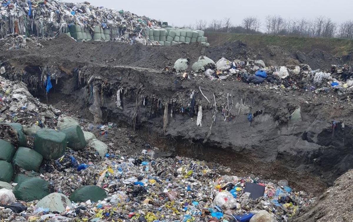 Kostak, Krško | V zadevo sta se vključila tudi Mestna občina Krško in nacionalni preiskovalni urad.   | Foto necenzurirano.si