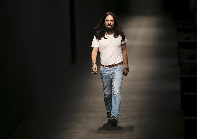 Kreativni direktor Guccija Alessandro Michele pravi, da je združitev moške in ženske kolekcije zanj najbolj naravna. | Foto: 