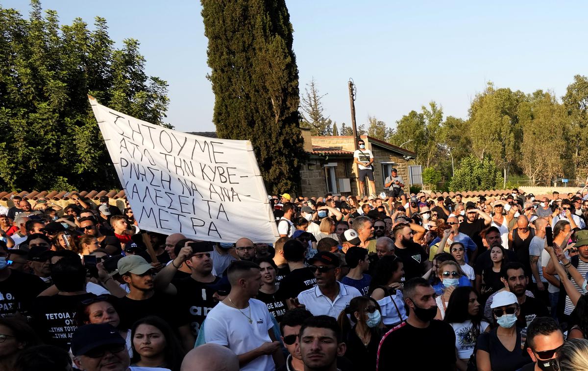 Protest na Cipru | V izgredih je bilo ranjenih najmanj 12 policistov, od tega dva huje. | Foto AP