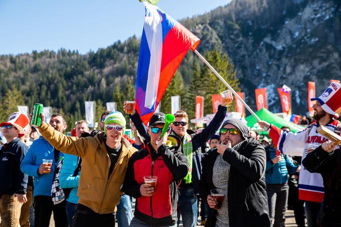 Planica Navijači | Planica je v treh dneh sprejela že skoraj 48 tisoč gledalcev. | Foto Maša Kraljič/Sportida