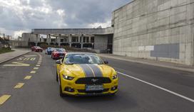 ford mustang karavana neukrotljivih avtosalon