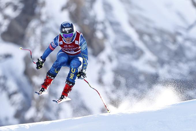 Breezy Johnson tik pred Ilko Štuhec. | Foto: Reuters