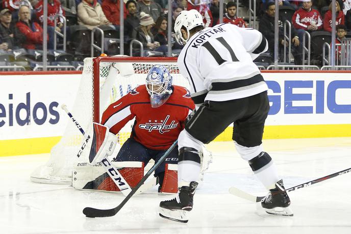 Anže Kopitar | Kralji iz Los Angelesa so doživeli že peti zaporedni poraz. S 3:2 so jih premagali branilci naslova Washington Capitals.  | Foto Reuters