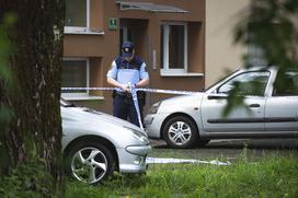 Rop bencinskega servisa v Ljubljani in prijetje storilca.