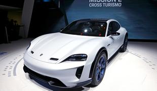 Mission E cross turismo: drugi električni porsche