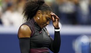 Serena Williams je morala po več kot treh letih predati prestol Nemki