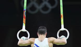 Na krogih slavil Petrounias