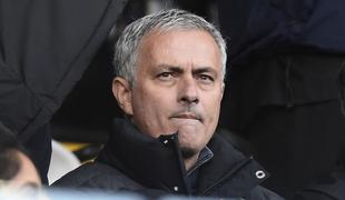 Mourinho spet napadel Wengerja