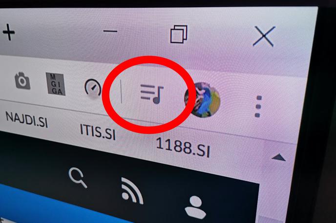 Chrome | Ta gumb se v brskalniku Chrome pojavi samo ob predvajanju zvoka in še takrat je precej neopazen, zato je povsem mogoče, da kdo sploh ne bo vedel za njegov obstoj.  | Foto Matic Tomšič