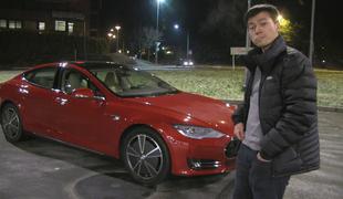 Tesla mu je poklonila štiri avtomobile - zakaj?