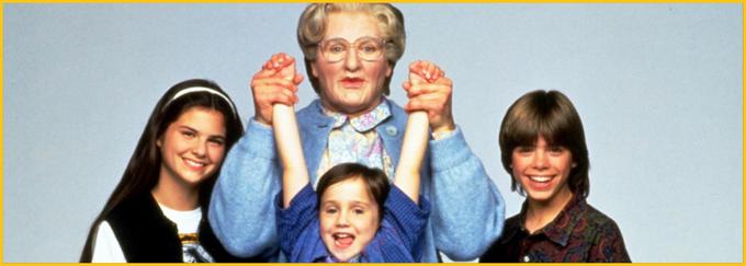 Daniel (Robin Williams) po boleči ločitvi od Mirande (Sally Field) izgubi še skrbništvo nad njunimi tremi otroki. Ker želi ohraniti tesne stike z družino, se preobleče v gospo Doubtfire, zrelo in odločno varuško z ostrim jezikom. Film je prejel oskarja za najboljšo masko. • V četrtek, 26. 3., ob 13.20 na FOX Movies.*

 | Foto: 