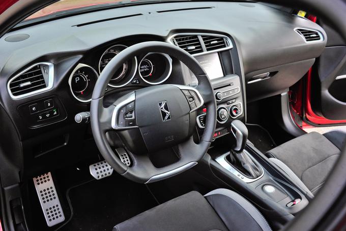 DS 4 crossback – fotogalerija testnega vozila | Foto: Ciril Komotar