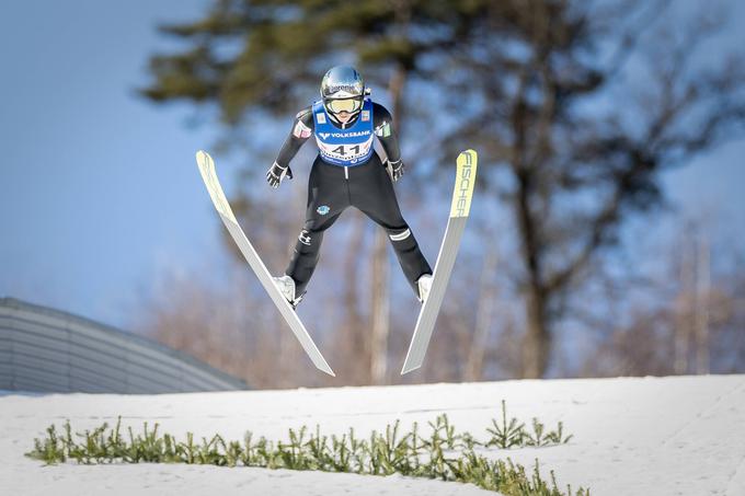 Špela Rogelj je skakala odlično, žal njen dres v prvi seriji ni povsme ustrezal pravilom. | Foto: Guliverimage/Vladimir Fedorenko