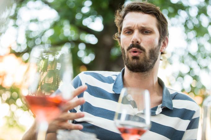 Guillaume, rojen v Bordeauxu, je študiral kemijo, nato pa je na enološki fakulteti Univerze v Bordeauxu dobil priložnost za doktorski študij enologije. "In tako sem se okužil z vinskim virusom," se zdaj spominja. | Foto: Vid Ponikvar