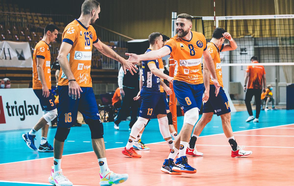 Pokal CEV: ACH Volley - Barkom Kažani Lviv | Odbojkarji ACH Volleyja so pričakovano vknjižili deseto zaporedno zmago v domačem prvenstvu. | Foto Grega Valančič/Sportida