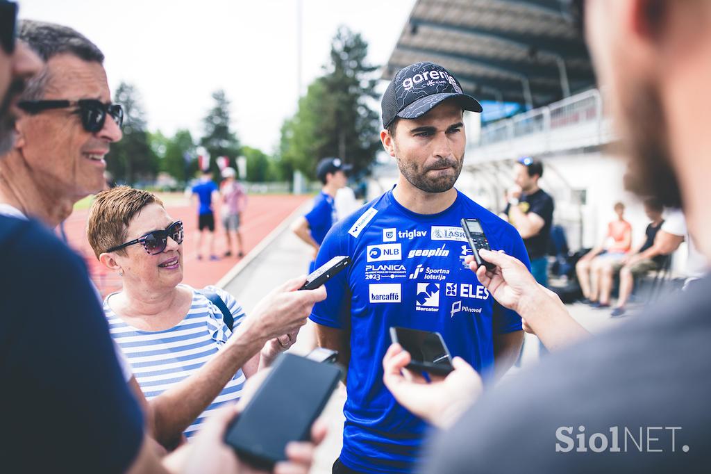 Skakalci skakalke trening Kranj