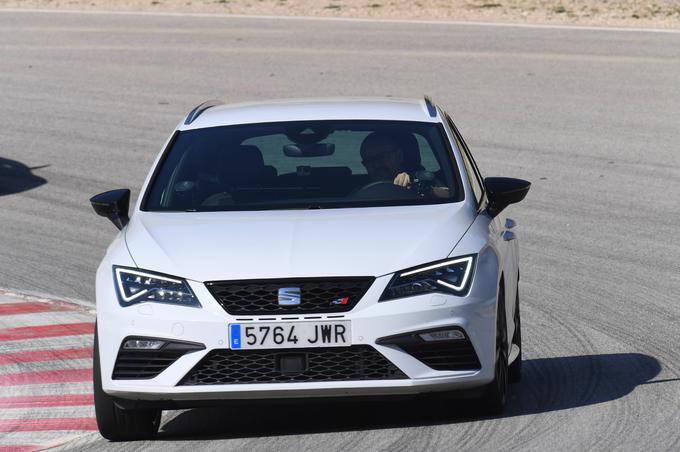 Seat leon cupra 300 - prva vožnja | Foto: Seat