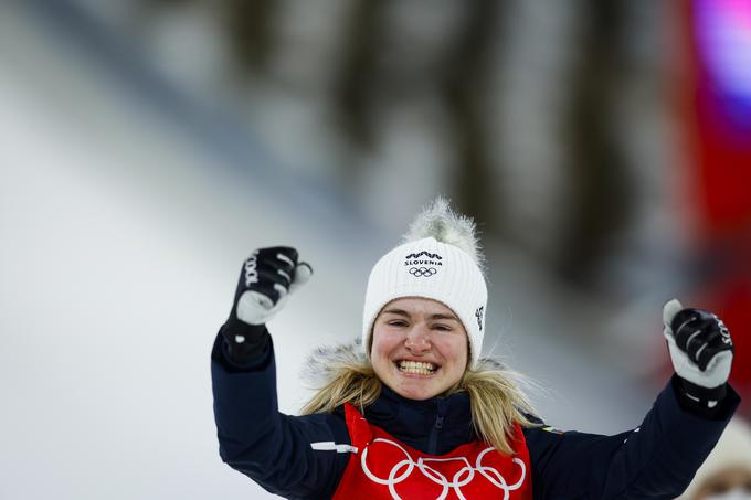 Slovensko sanjsko bero medalj je z bronom dopolnila Nika Križnar. | Foto: Anže Malovrh/STA