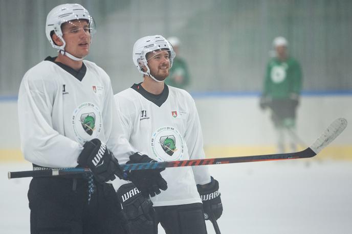 HK SŽ Olimpija trening | Hokejisti Olimpije so serijo pripravljalnih tekem odprli z zmago po kazenskih strelih. Nov obračun jih čaka v nedeljo. | Foto Grega Valančič/Sportida