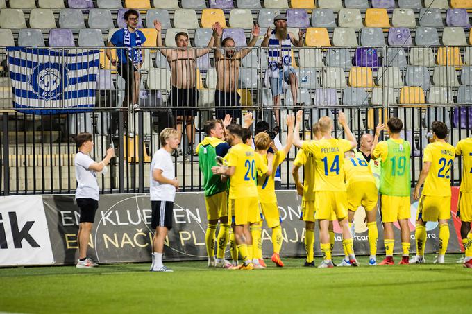 Veselje HJK Helsinki, ki so jih v Ljudskem vrtu spremljali štirje finski navijači. | Foto: Grega Valančič/Sportida