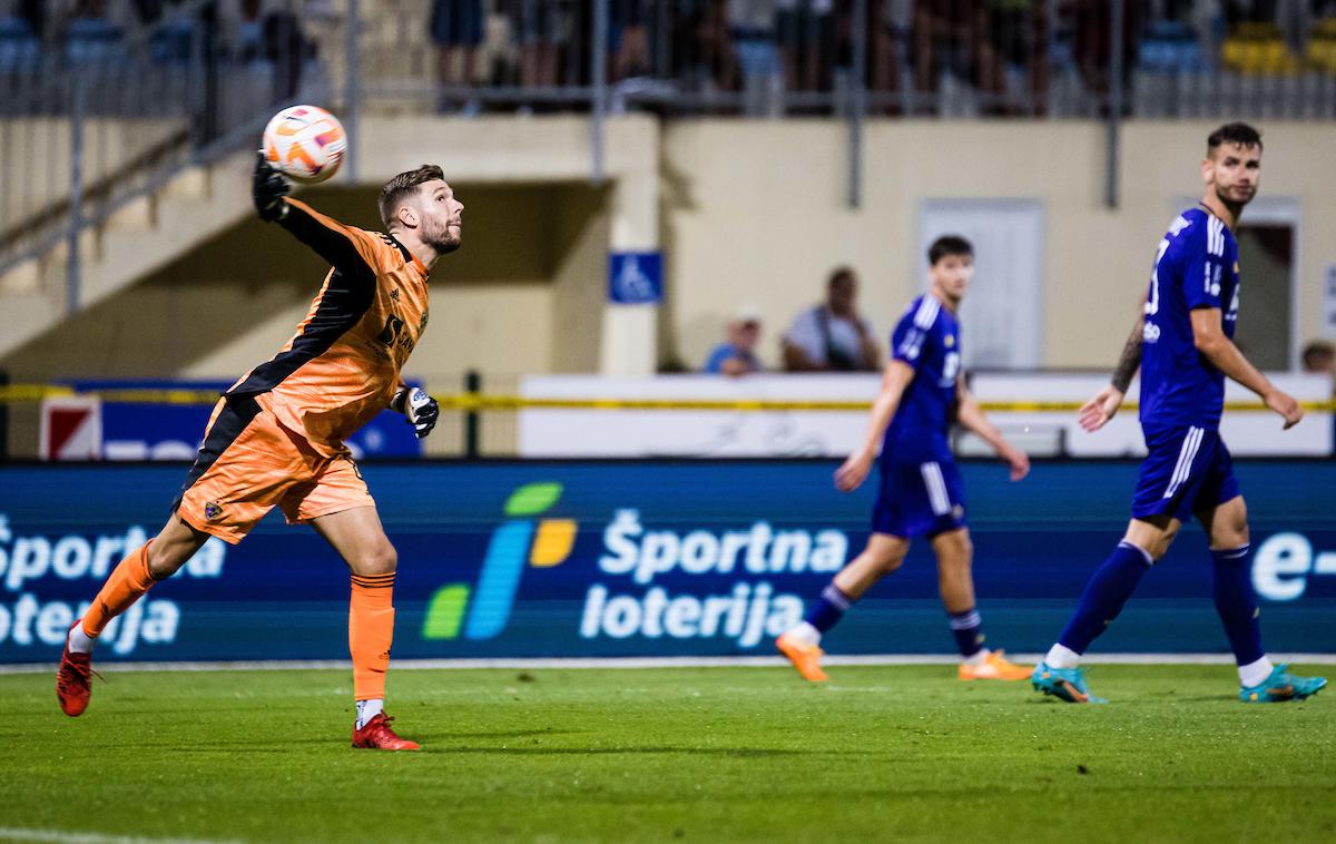 NK Domžale NK Maribor | Mariborčani, ki so v nedeljo v Domžalah izgubili šestič zapored, bodo v četrtek prvič nastopili pod vodstvom Damirja Krznarja.  | Foto Grega Valančič/Sportida