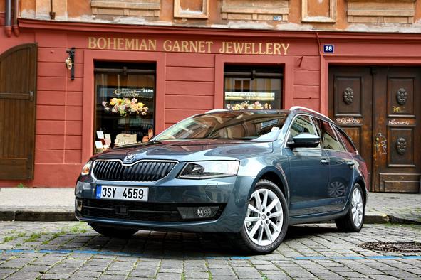 Škoda octavia – češki hit po novem s tremi valji in litrom prostornine