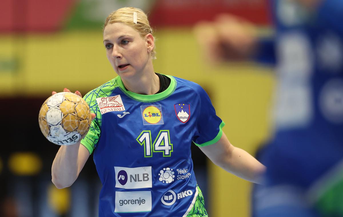 Tamara Mavsar, slovenska ženska rokometna reprezentanca | Rokometašica Tamara Mavsar | Foto www.alesfevzer.com