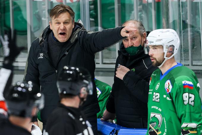 Trener Olimpije Raimo Summanen ni bil zadovoljen s sojenjem. | Foto: Vid Ponikvar