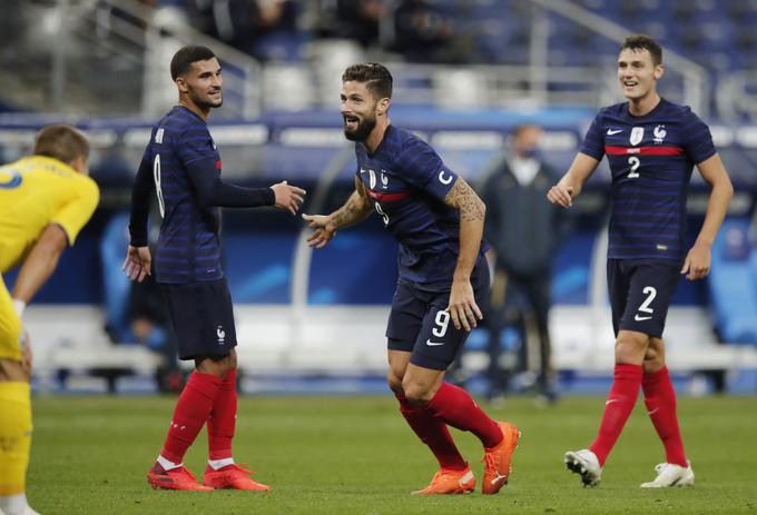 Kapetan Olivier Giroud je sedmi francoski nogometaš, ki se je uvrstil v klub 100. | Foto: Reuters