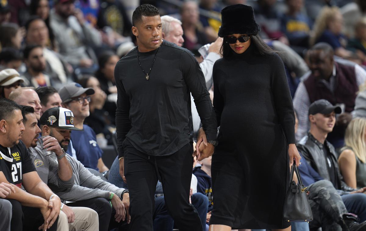 Ciara,  Russell Wilson | Pevka Ciara je z zvezdnikom ameriškega nogometa Russllom Wilsonom pozdravila tretjega skupnega otroka. | Foto Guliverimage