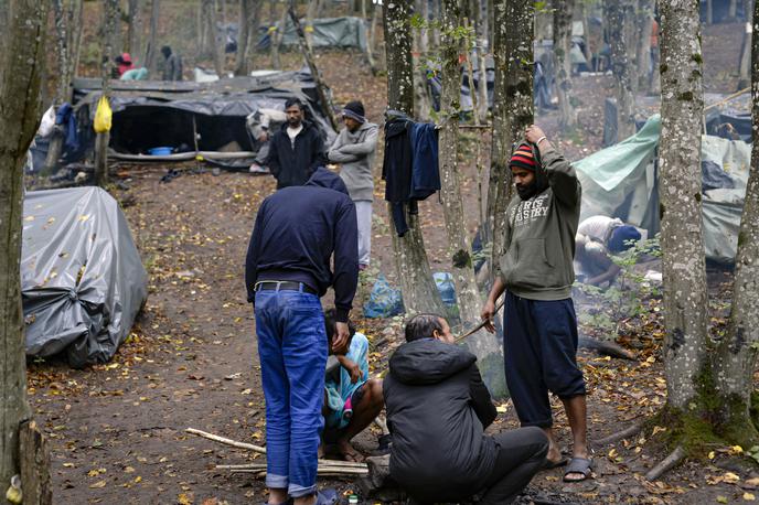 migranti Velika Kladuša | Nadzor na hrvaško-bosanski meji več kot očitno ne deluje, a Hrvaška pomoč evropske agencije za nadzor meja Frontex vztrajno zavrača.  | Foto Guliverimage