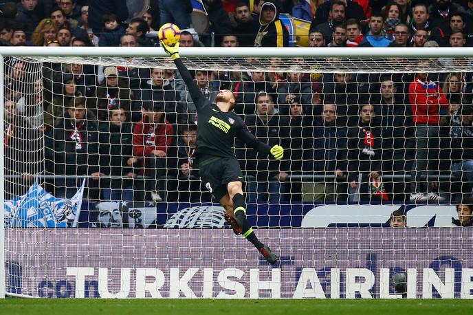 Jan Oblak | Ena izmed obramb Jana Oblaka na tekmi proti Espanyolu. | Foto Reuters