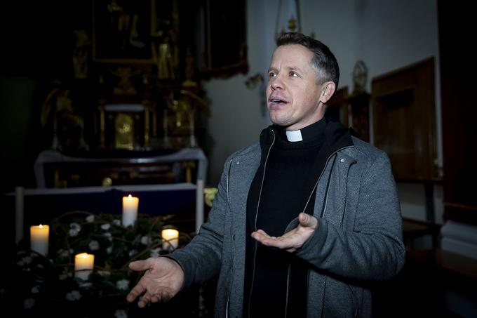 "Zdi se mi, da sta danes potrebna precejšen pogum in močna vera, da se človek izpostavi kot vernik in nedeljnik." | Foto: Ana Kovač