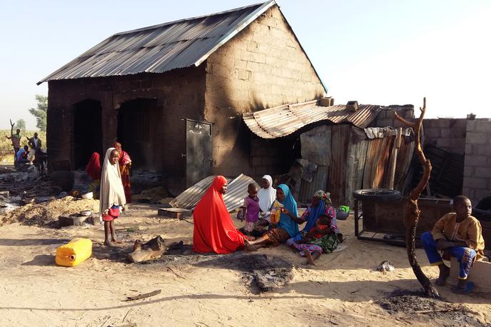 Boko Haram napad | Boko Haram poskuša že od leta 2009 s silo vzpostaviti islamsko državo na severovzhodu Nigerije. V nasilju je bilo doslej ubitih najmanj 20.000 ljudi, več kot dva milijona je razseljenih. | Foto Reuters