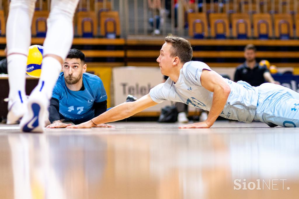 1. DOL: ACH Volley - Calcit Volley