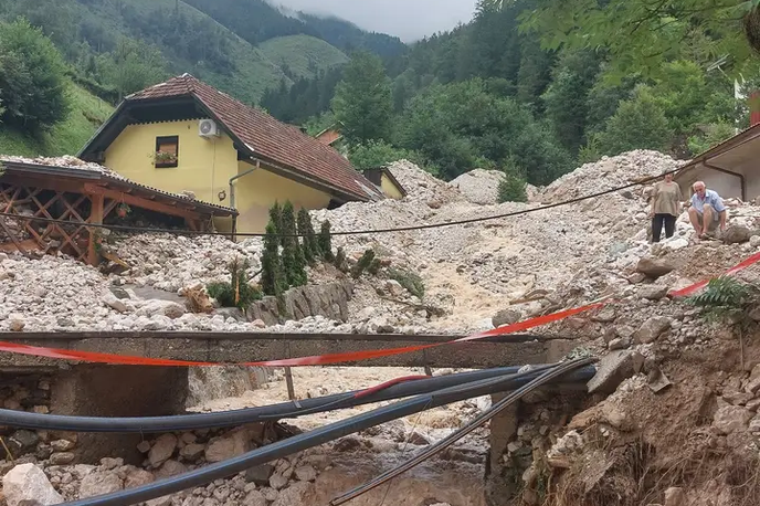 PREDDVOR | Med prebivalci poškodovanih ni bilo, je pa šest prebivalcev iz treh objektov moralo poiskati druge namestitve. | Foto Civilna zaščita Preddvor