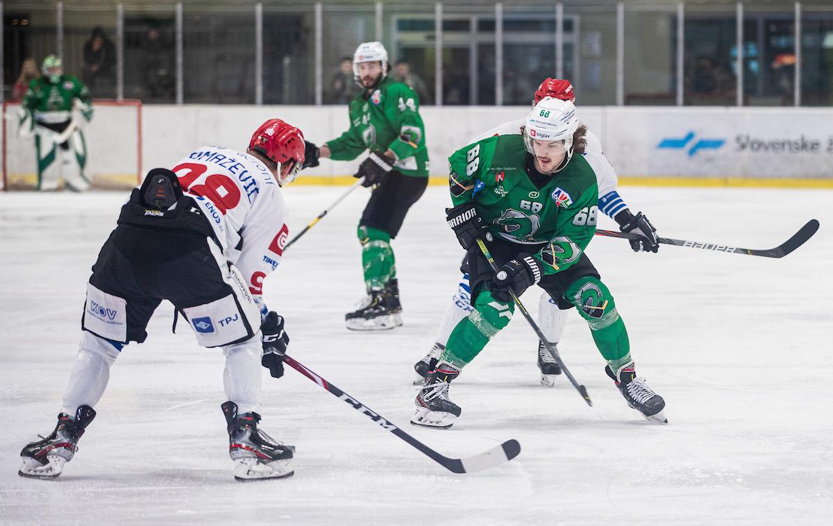 HK Olimpija HDD Jesenice | Večna tekmeca, ki sta se zadnja leta vselej srečevala v finalu pokala, se bosta tokrat ob pričakovanih četrtfinalnih zmagah udarila že v polfinalu pokala. | Foto Grega Valančič/Sportida