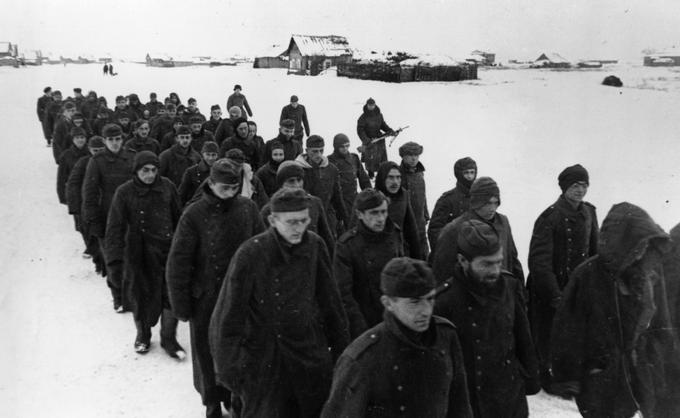 Ujeti nemški vojaki. | Foto: Getty Images