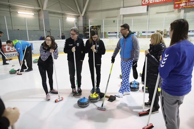 curling | Foto: Aleš Fevžer