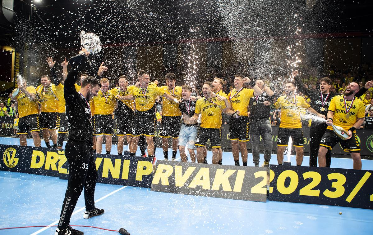 prvaki Gorenje Velenje | Rokometaši Gorenja so novi državni prvaki. | Foto Jan Gregorc/www.alesfevzer.com