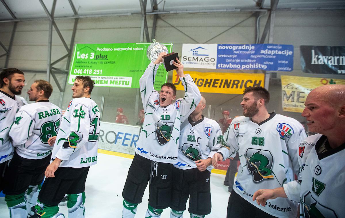 HK Olimpija HDD Jesenice | Hokejisti Olimpije so ubranili pokalni naslov. V finalu so Jeseničane premagali z 8:4. | Foto Grega Valančič / Sportida