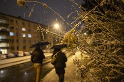 Sneg povzročal preglavice, v Vojskem nad Idrijo ga je zapadlo skoraj 20 centimetrov #foto