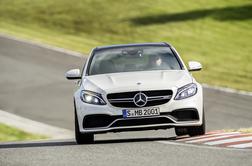 Mercedes AMG C63 – grmenje v C-duru