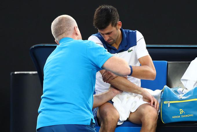 Novak Đoković je nazadnje igral na OP Avstralije, kjer je imel prav tako težave s komolcem. Po tistem se je odločil za operacijo. | Foto: Guliverimage/Getty Images