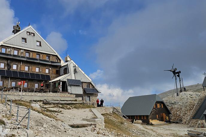 Kredarica, Triglavski dom na Kredarici, trajnost, PD Ljubljana Matica | To poletje lahko počitnice preživite na Kredarici. | Foto Srdjan Cvjetović