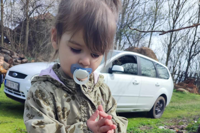 Danka Dragomirović | Deklico iščejo starši, sorodniki in številni občani. | Foto Jovana Dragomirović/Facebook